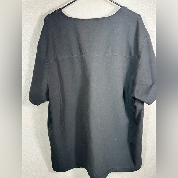 Jaanuu black Top Two Zippered Pocket Scrub Top women’s size 2x - Picture 4 of 7